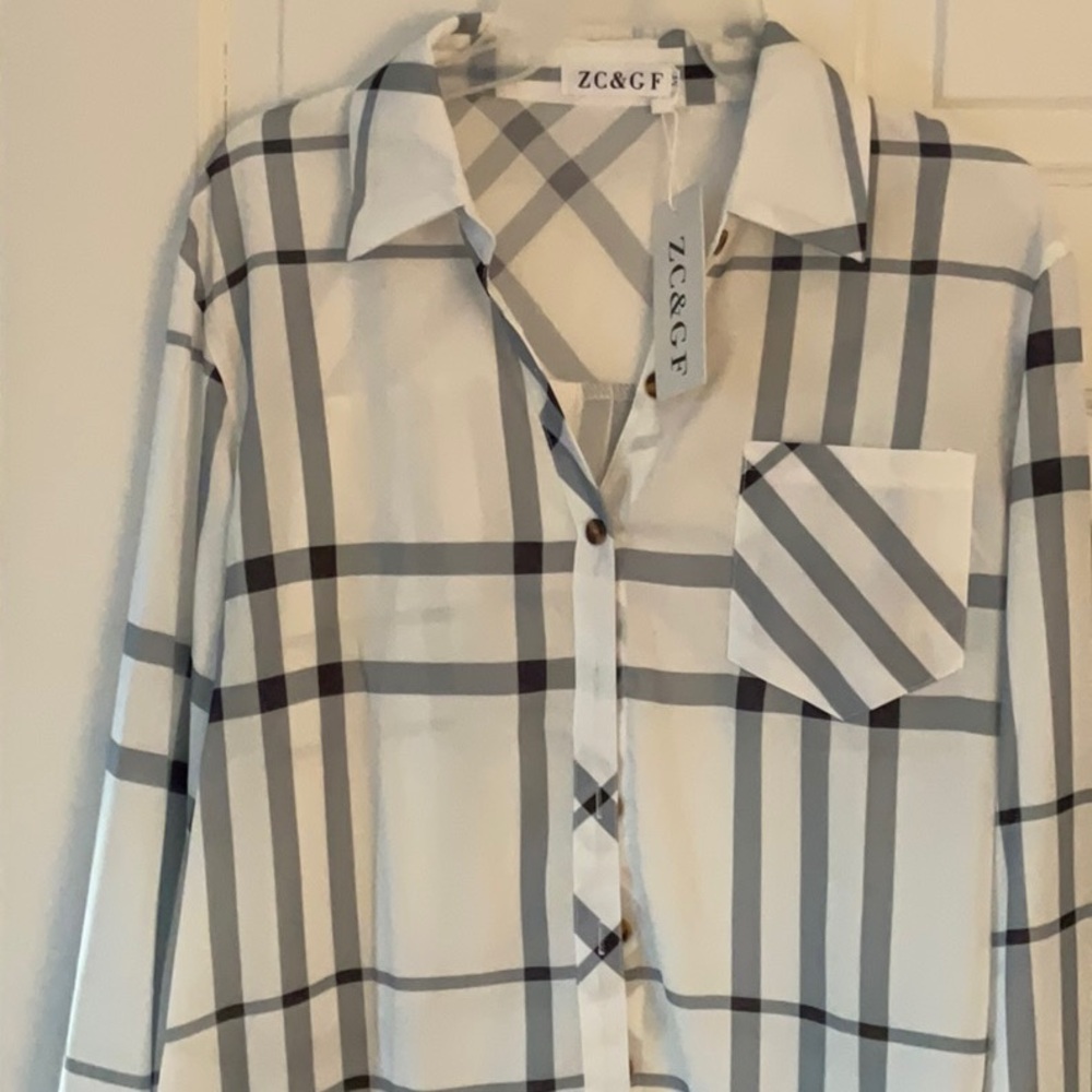 Women's Plaid Button Down Shirt - Black and White